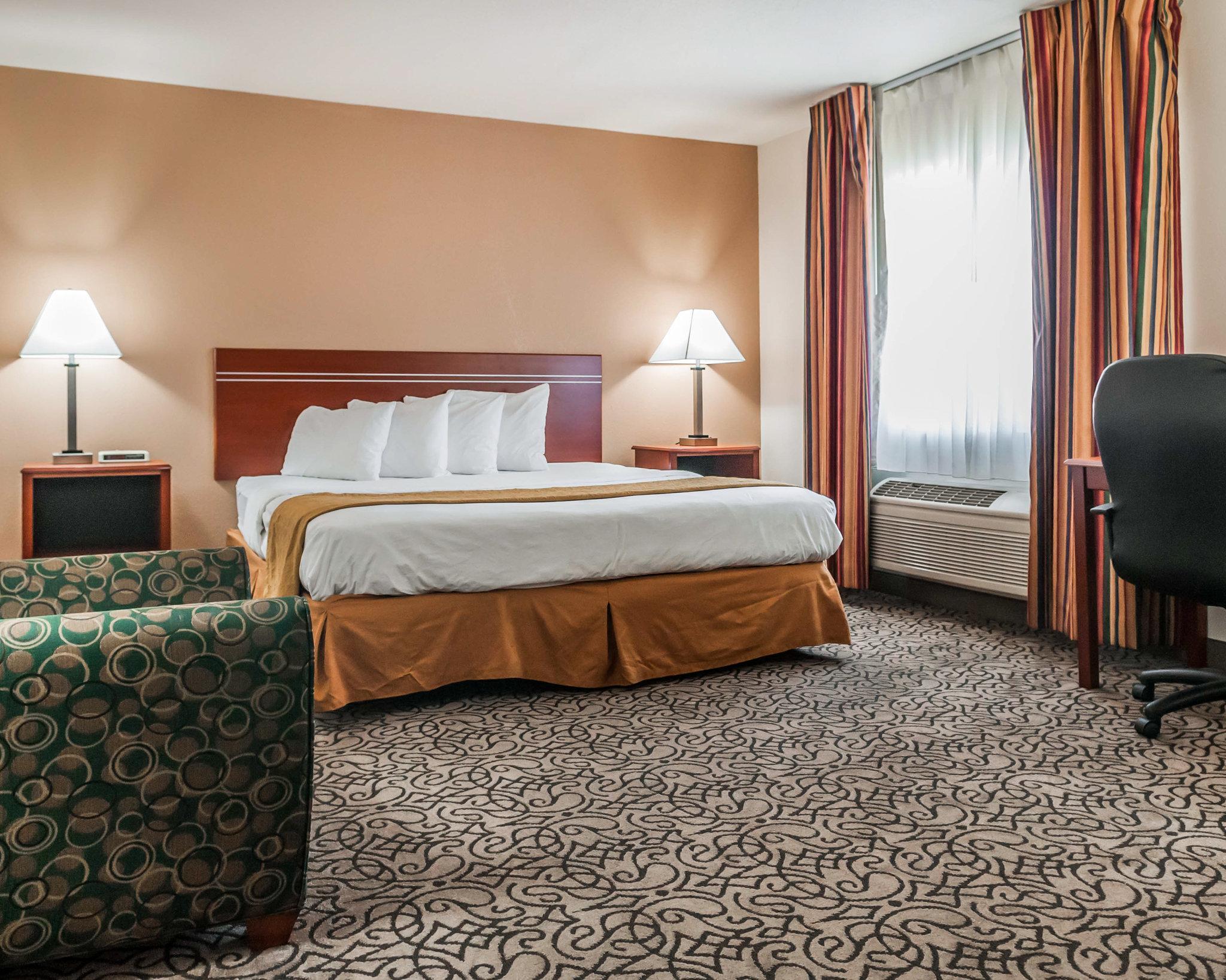 Comfort Inn & Suites Пуебло Екстер'єр фото