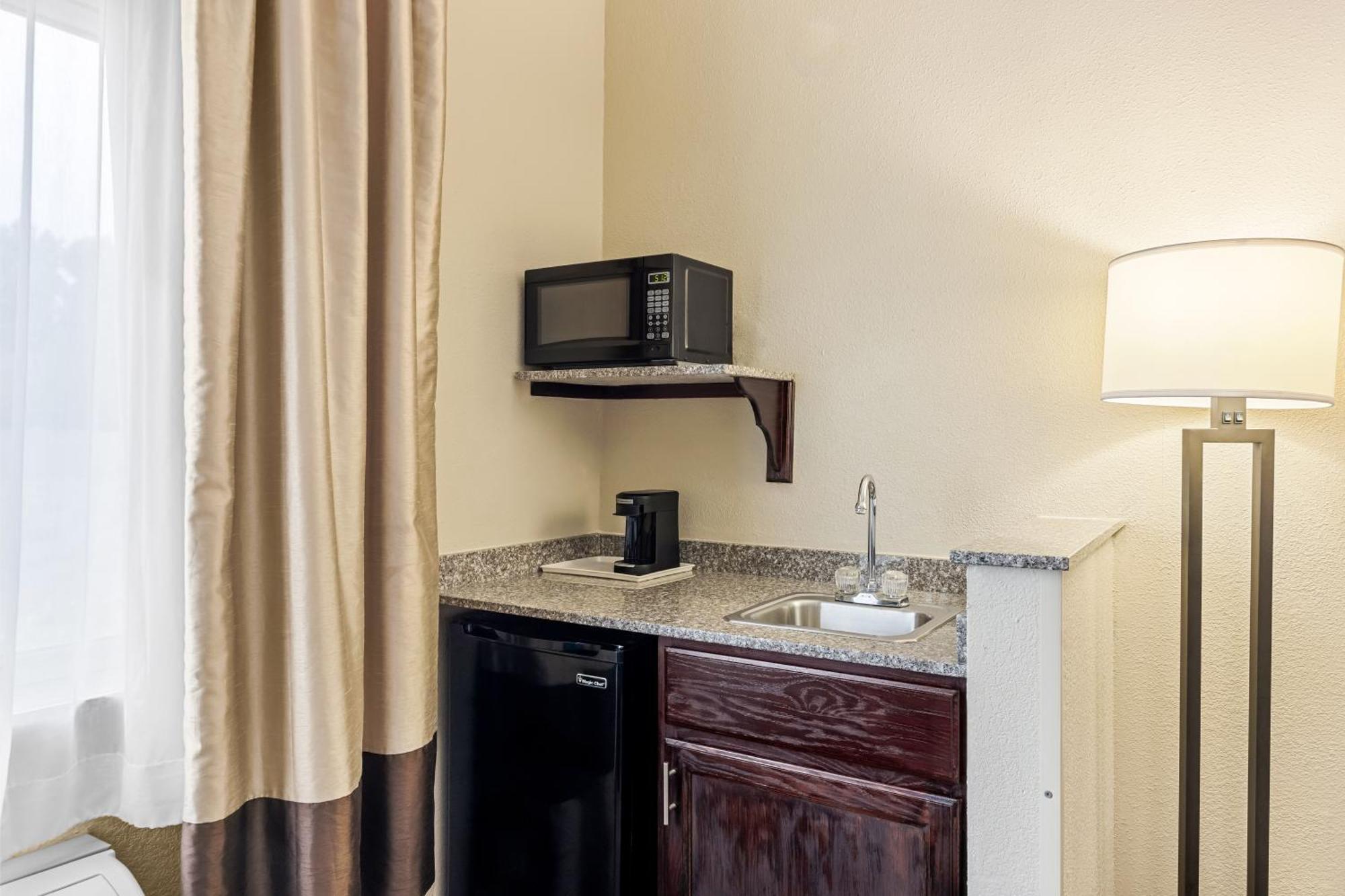 Comfort Inn & Suites Пуебло Екстер'єр фото